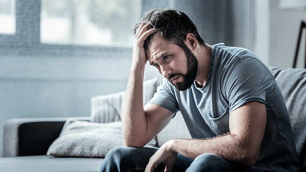 মাথা যন্ত্রণার বিষয়টি এর আগে বিশ্ব স্বাস্থ্য সংস্থার দেওয়া রোগ-লক্ষণের তালিকায় ছিল। কিন্তু সেখানে গবেষকদের দাবি ছিল, এই মাথা যন্ত্রণা জ্বর ও কাশির সঙ্গে হাত ধরে আসে। এ বার বিজ্ঞানীরা জানালেন, শুধুমাত্র মাথার যন্ত্রণা ও পেশীতে ব্যথাও লক্ষণ হয়ে দেখা দিতে পারে।