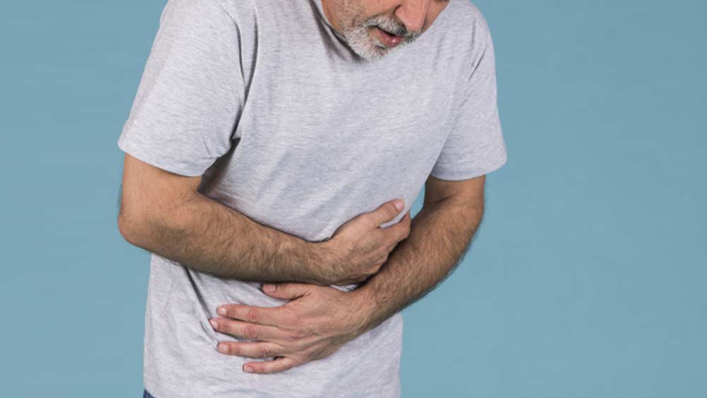 জনস্বাস্থ্য বিশেষজ্ঞ গৌতম বরাটের মতে, বিশেষ করে, এই রাজ্যে এমন অনেক করোনা-রোগী আছেন, যাঁদের বেলায় এই ডায়েরিয়া দিয়েই রোগ-লক্ষণ শুরু হয়েছিল। অন্য কোনও উপসর্গ তেমন ছিলও না। কারও আবার হাসপাতালে থাকাকালীন অন্য উপসর্গ কমলেও ডায়েরিয়া কমতে সময় লেগেছে। সে সব রোগীর মল থেকেও রোগ সংক্রমণ ছড়ায়।