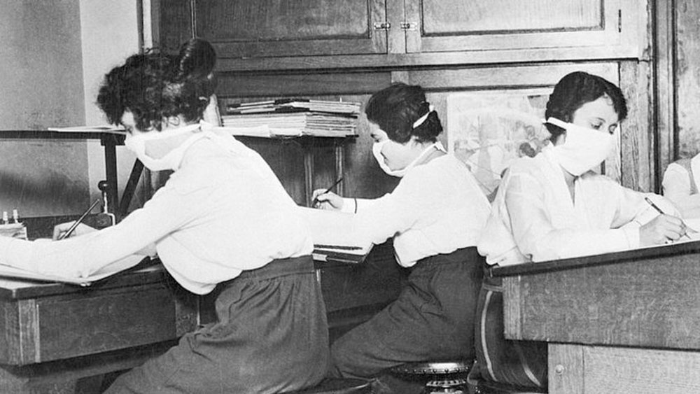 বিশ্বব্যাপী সংক্রমণ এবং মৃত্যুর হিসাব থেকেই তা স্পষ্ট হয়ে গিয়েছে। তবে অন্যান্য ইনফ্লুয়েঞ্জা ভাইরাসের থেকে এই রোগের অনেকটা তারতম্য ছিল।