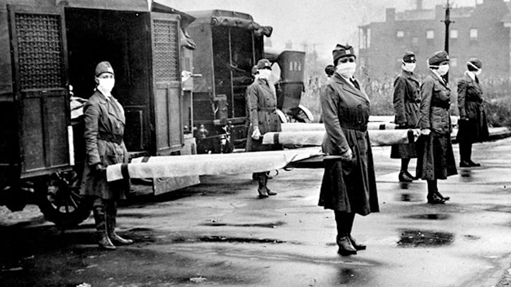 কিন্তু স্প্যানিশ ফ্লু ছিল কিছুটা আলাদা। এই রোগে আক্রান্তদের মধ্যে সবচেয়ে বেশি মৃত্যু হয়েছিল যুবক-যুবতীদের। ২০ থেকে ৪০ বছর যুবক-যুবতীরাই বেশি আক্রান্ত হয়েছিলেন তাঁদের মৃত্যুর হারও ছিল অনেক বেশি।