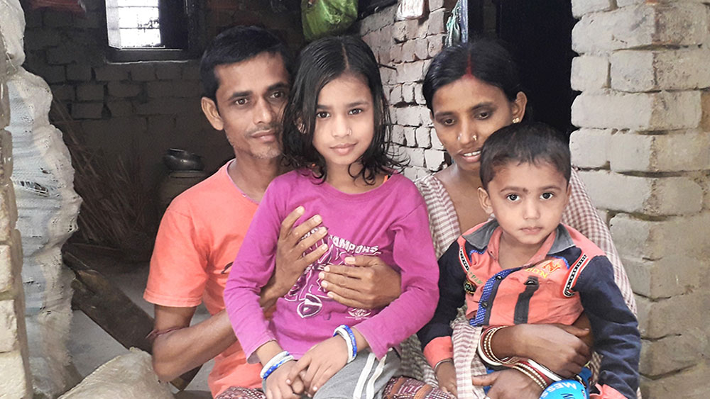 West Bengal Lockdown: Man facing problem to run his family