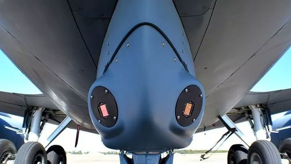 বিমানের লার্জ এয়ারক্র্যাফ্ট ইনফ্রারেড কাউন্টারমেজার সিস্টেম (এলএআইআরসিএম) রয়েছে।