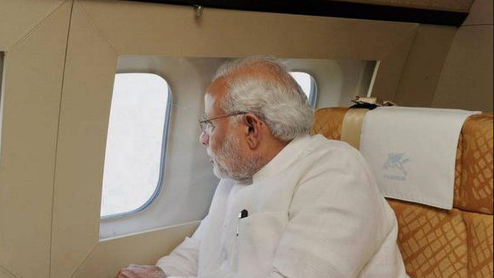 আপত্কালীন পরিস্থিতির জন্য রয়েছে পেসেন্ট ট্রান্সপোর্ট ইউনিট। এ ছাড়া রয়েছে অন বোর্ড ওয়াইফাই সিস্টেম।