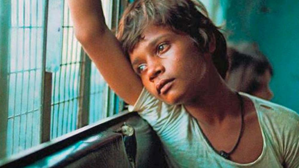 সালাম বম্বে: অস্কারের জন্য মনোনয়ন পেয়েছিল ১৯৮৮ সালে মুক্তিপ্রাপ্ত এই ছবি। শুধু ভারতেই নয়, সারা বিশ্বে এই ছবি প্রশংসিত হয়েছিল। পরিচালনায় ছিলেন মীরা নায়ার।