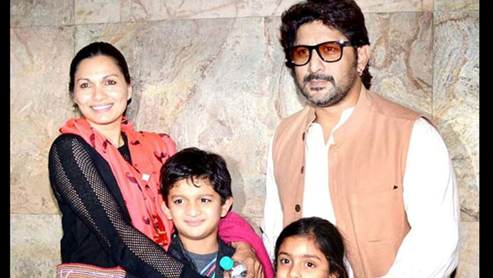 ১৯৯১-এ একটি কলেজের অনুষ্ঠানে গিয়ে মারিয়া গোরেতির সঙ্গে আলাপ হয় আরশাদের। আট বছরের সম্পর্কের পর ১৯৯৯-এ বিয়ে করেন তাঁরা। দম্পতির এক পুত্র এবং এক কন্যা সন্তান রয়েছে।