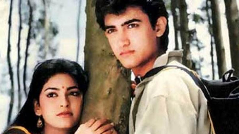 যদিও তাতে আমিরের বিশেষ ক্ষতি হয়নি। প্রাথমিক ভাবে ধাক্কা খেলেও অচিরেই কামব্যাক করেন তিনি। তবে এ বার অভিনেতা হিসেবে। আজ তাঁর খ্যাতি বিশ্বজোড়া।