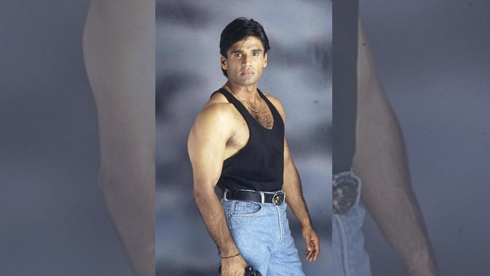 কিন্তু ছবির শুটিং শুরু হতেই দেখা দিল বিপত্তি। শুটিং যত এগোয়, ইমরান হাসমির মনে হতে থাকে তিনি এই ছবিতে আদৌ গুরুত্বপূর্ণ নন। ছবির ফোকাস কেড়ে নিয়েছেন অনিল কপূর ও সুনীল শেট্টি।