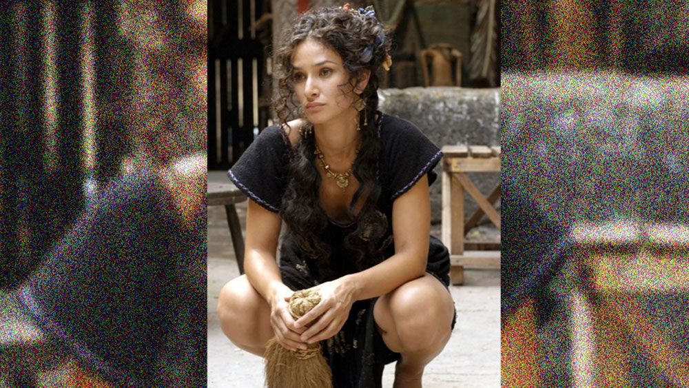 এই মুহূর্তে এইচবিও-র শো ‘গেম অব থ্রোনস’-এর সিজন ৪-এও অভিনয় করছেন তিনি। তবে বিশ্ব জুড়ে করোনাভাইরাসে জেরে আপাতত বন্ধ রয়েছে ‘গেম অব থ্রোনস’-এর শুটিং।