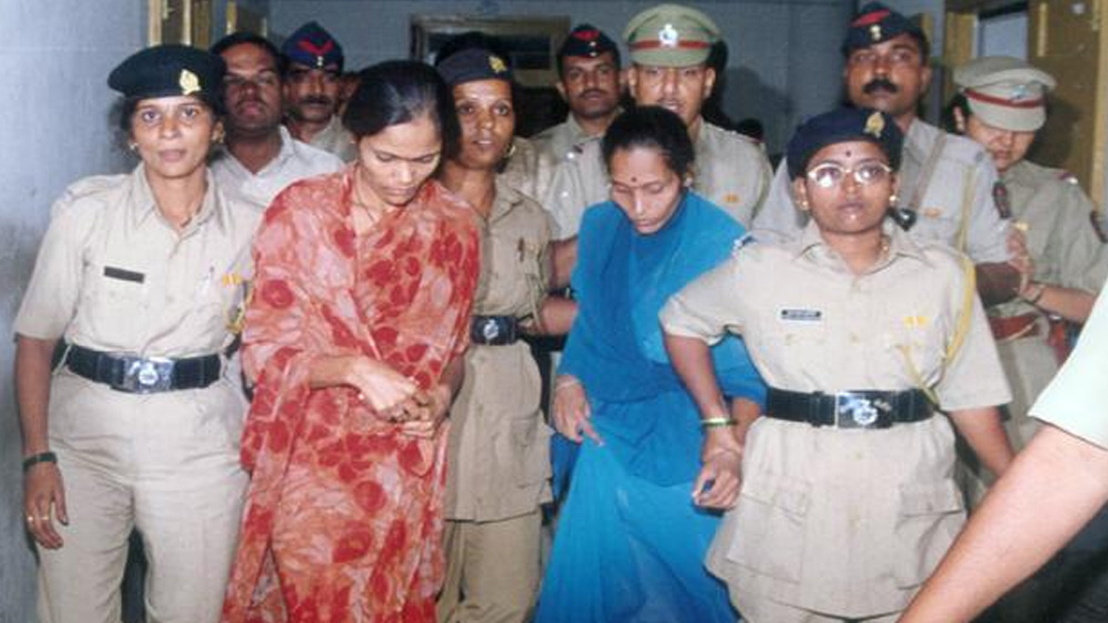 গ্রেফতারের পরে মামলা চলাকালীন ১৯৯৭ সালে মারা যায় অঞ্জনা। দীর্ঘ শুনানির পরে ২০০৬ সু্প্রিম কোর্টেও বহাল থাকে সীমা আর রেণুকার প্রাণদণ্ড। ২০১৪ সালে তৎকালীন রাষ্ট্রপতি প্রণব মুখোপাধ্যায় দুই হত্যাকারী বোনের প্রাণভিক্ষার আবেদন খারিজ করে দেন।