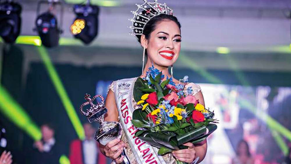 ইংল্যান্ডের সেরা সুন্দরীর তকমা পাওয়ার পরের দিনই জুনিয়র চিকিৎসক হিসেবে যোগ দিয়েছিলেন কাজে। তারপর কিছুটা ব্যস্ত হয়ে পড়েছিলেন বিশ্বের বিভিন্ন দেশে সেবামূলক কাজে। চিকিৎসকের পেশা থেকে কিছুটা হলেও বেড়েছিল দূরত্ব।