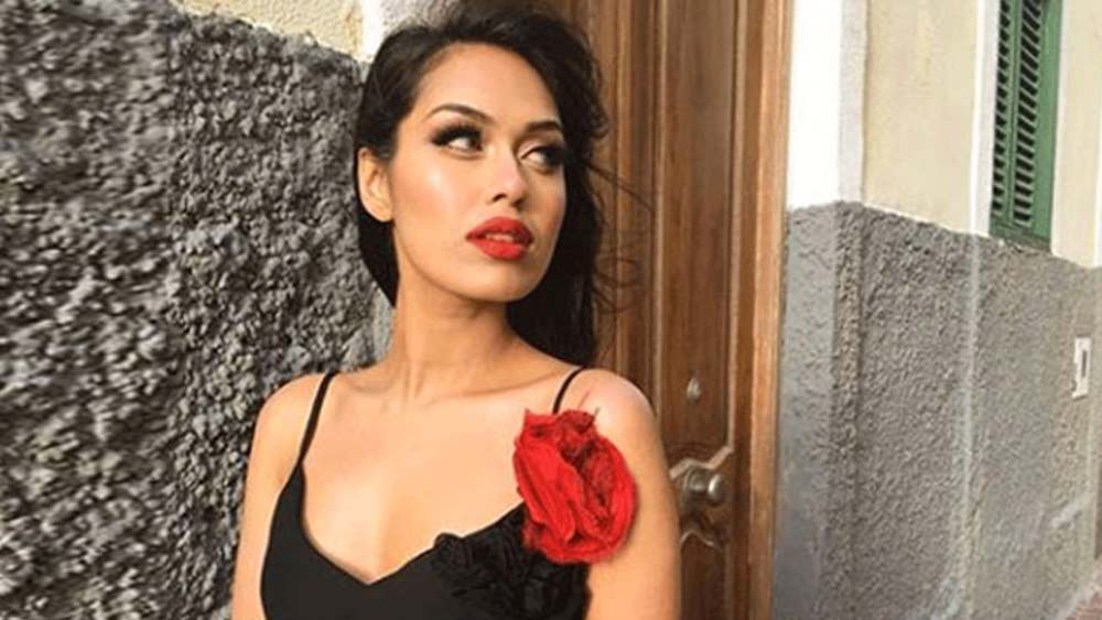 ভারতে আবার এসেছিলেন মার্চের শুরুতে। দাতব্য প্রতিষ্ঠান কভেন্ট্রি মার্সিয়া লায়ন্স ক্লাবের আমন্ত্রণে চার সপ্তাহের জন্য এসেছিলেন। এখানে স্কুল শিক্ষার্থীদের সচেতন করে তুলতে ও প্রতিবন্ধীদের সাহায্যে কাজ করছিলেন তিনি।