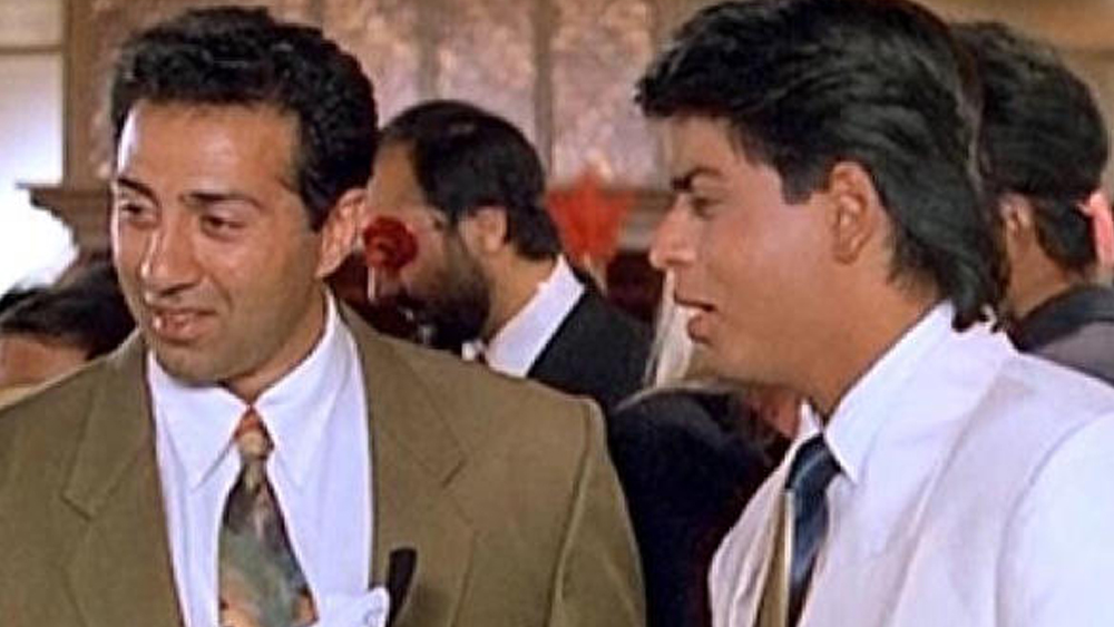 শাহরুখ খানের সঙ্গে সানি দেওলের সম্পর্কের অবনতি হয় নব্বইয়ের দশকের শুরুতে ‘ডর’ সিনেমার শুটিংয়েই। সে সময় শাহরুখ ইন্ডাস্ট্রিতে নবাগত। আর সানি দেওল ইতিমধ্যেই তারকা।