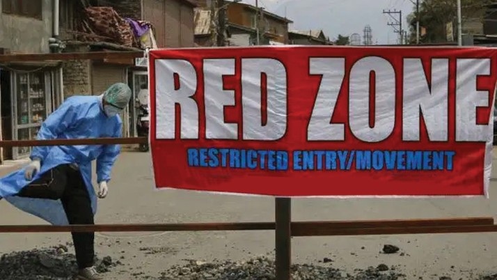 আগামী ৩ মে-র পরেও এই জেলাগুলি রেড, অরেঞ্জ বা গ্রিন জোনে থাকবে। কেন্দ্রীয় স্বাস্থ্যমন্ত্রকের সচিব প্রীতি সুদান রাজ্য ও কেন্দ্রশাসিত অঞ্চলগুলির মুখ্যসচিবদের চিঠি পাঠিয়ে নয়া এই তালিকা দিয়েছেন এবং সেই অনুযায়ী ব্যবস্থা নিতে বলেছেন।