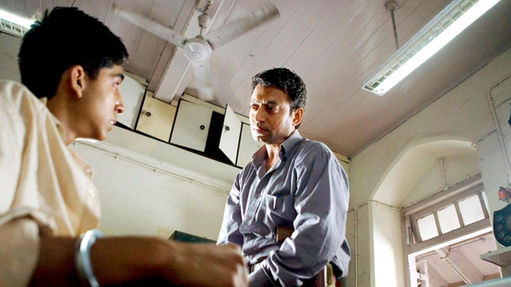 দু’বছর ধরে তিনি মারণরোগের বিরুদ্ধে লড়াই চালিয়েছেন। অথচ তাঁকে দেখে বোঝার উপায়ই ছিল না যে, কতটা যন্ত্রণা সহ্য করে অভিনয় চালাচ্ছিলেন তিনি। এতটাই ছিল অভিনয়ের প্রতি ভালবাসা।