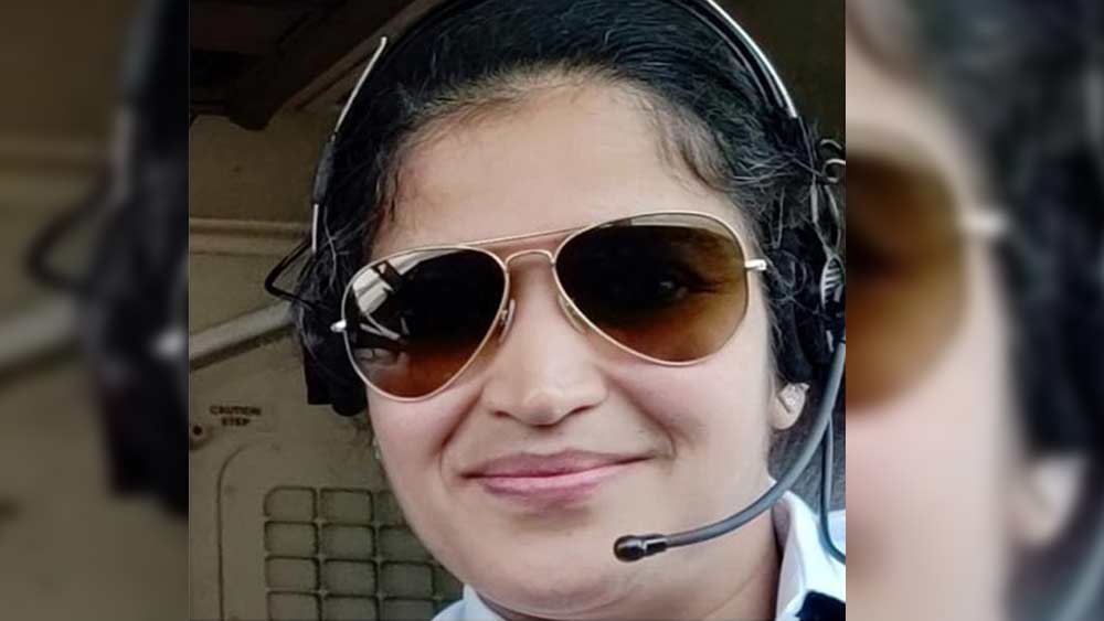 রাওয়াল পরিবার আদতে গুজরাতের ভাবনগরের। তবে স্বাতী বর্তমানে কাজের সূত্রে থাকেন দিল্লিতে। ছোট থেকেই তাঁর ইচ্ছে ছিল এয়ারফোর্সের পাইলট হবেন। কিন্তু তখন মহিলাদের বায়ুসেনার পাইলট হওয়ার অনুমতি ছিল না।