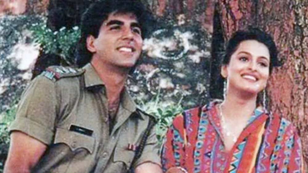 কেরিয়ারের প্রথম ফিল্ম বক্স অফিসে তেমন চলেনি। তা সত্ত্বেও এর পর থেকে শিল্পা যে সব ফিল্মে মুখ দেখিয়েছেন, তাতে প্রমাণিত হয়ে গিয়েছিল, বলিউডের পরবর্তী হট নায়িকা তিনিই!