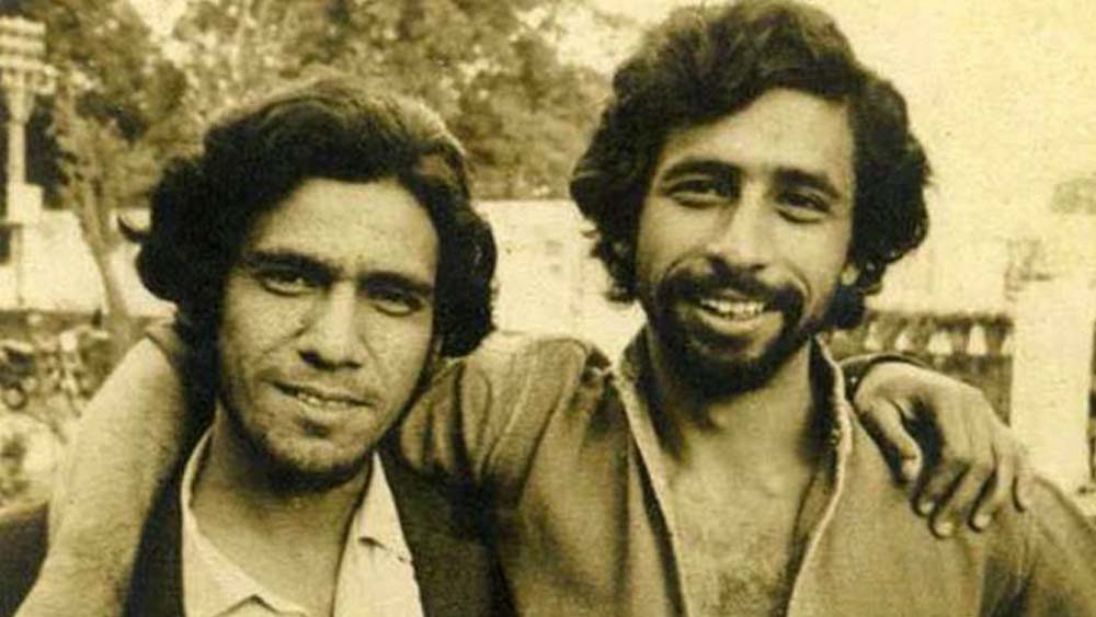 সেখানে সহপাঠী নাসিরুদ্দিন শাহের কথায় ওম পুরীর পরবর্তী গন্তব্য ছিল পুণের ফিল্ম অ্যান্ড টেলিভিশন ইনস্টিটিউট অব ইন্ডিয়া। তবে এই প্রতিষ্ঠান নিয়ে ওম পুরীর সব স্বপ্ন ধাক্কা খায়। তিনি হতাশ হয়েছিলেন এর শিক্ষণ পদ্ধতিতে। পরে এক সাক্ষাৎকারে বলেওছিলেন নিজের হতাশার কথা।