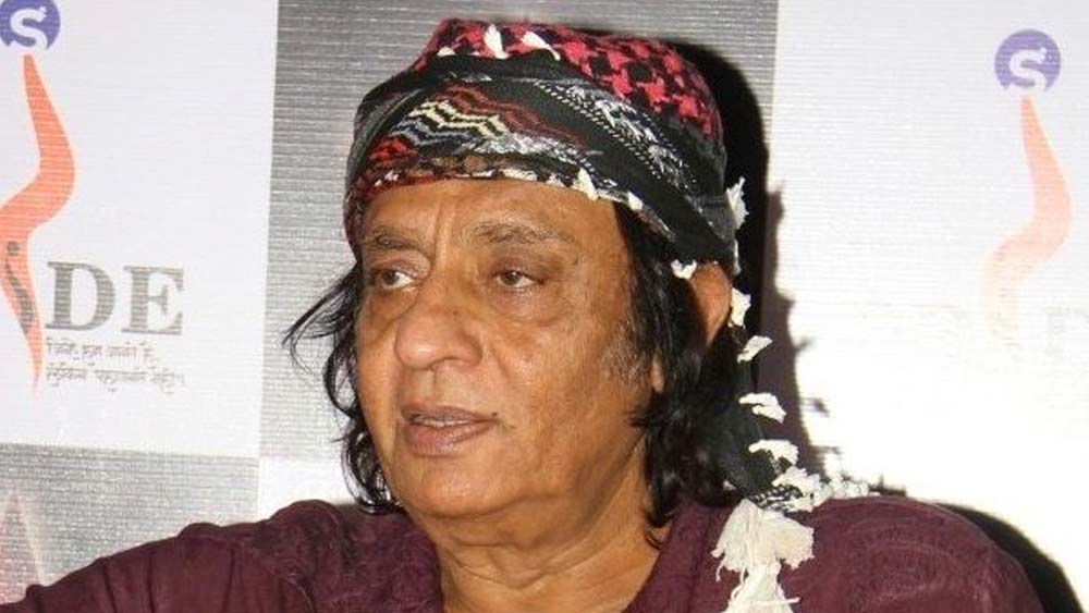 ‘ডাকু অউর জওয়ান’ ছবি মুক্তি পেয়েছিল ১৯৭৮ সালে। রঞ্জিতের কথায়, এই ছবিতে রীনা রায়ের সঙ্গে তাঁর ধর্ষণ-দৃশ্য ছিল বিপজ্জনক। চার দিকে জ্বলন্ত প্রদীপের মধ্যে শুটিং করতে হয়েছিল।