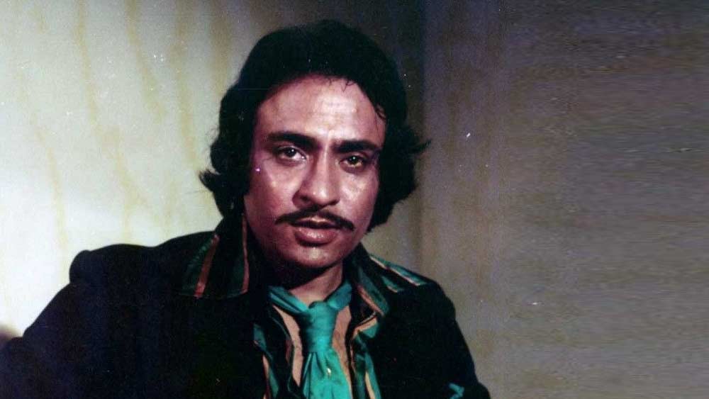 এর কয়েক বছর পরে রঞ্জিত ঠিক করেন তিনি ছবি পরিচালনা করবেন। ছবির নাম ঠিক হয় ‘কারনামা’। সে ছবিতে নবাগতা নাজনিন ওরফে অলকাকে তিনি নায়িকা করবেন বলে ঠিক করেন। কিন্তু শেষ অবধি প্রযোজকের চাপে নবাগতার বদলে ছবিতে নিতে হয় ফারহা, কিমি কাতকর, বিনোদ খন্নার মতো তারকাদের।