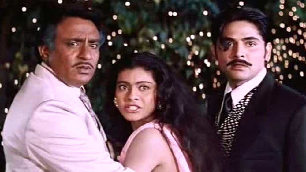 প্রায় পাঁচ দশক ধরে কয়েকশো ছবিতে অভিনয় করা সত্তরোর্ধ্ব রঞ্জিত এখনও কাজের জগতে সক্রিয়। পর্দার নিষ্ঠুর এই খলনায়ক ব্যক্তিগত জীবনে ভালবাসেন বাগান করতে, ছবি আঁকতে আর রান্না করতে। নিজে নিরামিষ খেলেও প্রিয় জনদের জন্য জমিয়ে রান্না করেন বারবিকিউ চিকেন।