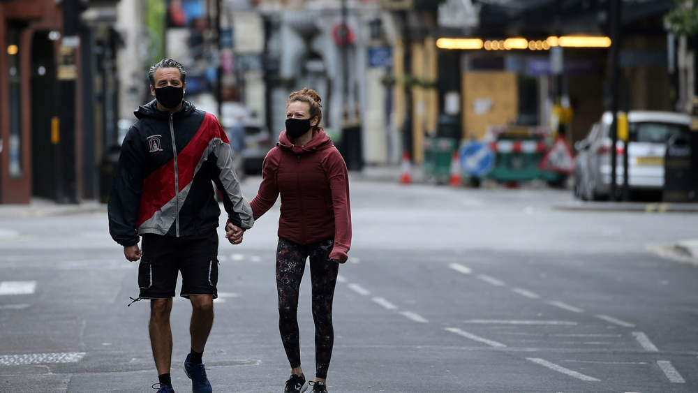 ৮ মে লকডাউন শিথিলের ঘোষণা করা হয় দেশে।