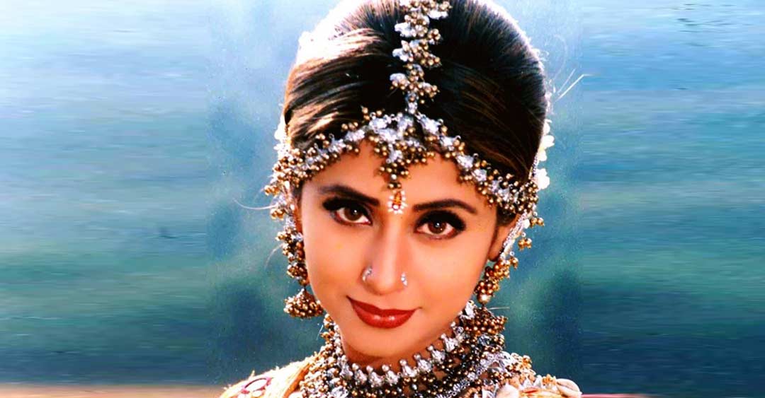 রামের ‘দউদ’ ছবিতে প্রথমে তিনি অশ্বিনী ভাবেকে নিলেও শেষমুহূর্তে সেই ছবিতেও জায়গা হয়ে যায় ঊর্মিলার। শুধু তাই নয়, ‘সত্য’ ছবিতে প্রথমে নেওয়ার কথা ছিল মহিমা চৌধুরীকে। তিনি ছবিতে সই-ও করে ফেলেছিলেন। কিন্তু রামের সেই ছবিতেও বাদ পড়েন মহিমা। নেওয়া হয় ঊর্মিলাকে।