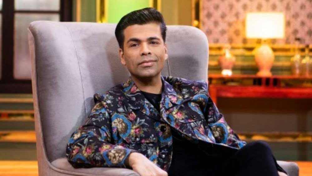 খেলা যখন চরমে আচমকাই কর্ণ ইমরানের দিকে এক একটি করে শব্দ ছুড়ে দিতে থাকেন। নিয়ম এই যে ওই শব্দগুলো শোনামাত্র প্রথম যাঁর নাম মাথায় আসে ইমরানের তা তখনই বলতে হবে। অপেক্ষা করা চলবে না।