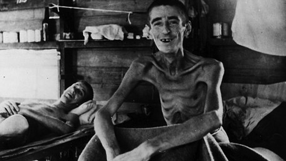 এই গবেষণার পরও যাঁরা বেঁচে যেতন তাঁদের উপর গান ফায়ার টেস্ট করা হত। কী এই টেস্ট? এই টেস্টের মাধ্যমে দেখা হত বন্দুকের গুলির আঘাত মানুষের শরীর কতটা সহ্য করতে পারে।