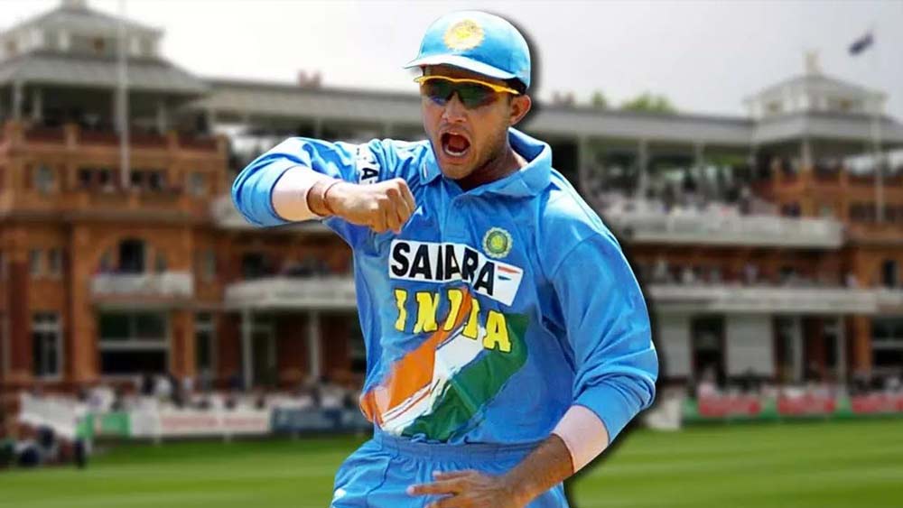 ইনি সৌরভ গঙ্গোপাধ্যায়। ইডেনে স্টিভ ওয়ের বিজয় রথ থেমেছিল তাঁর অধিনায়কত্বেই। বর্তমানে তিনি ভারতীয় ক্রিকেট কন্টোল বোর্ডের প্রেসিডেন্ট।