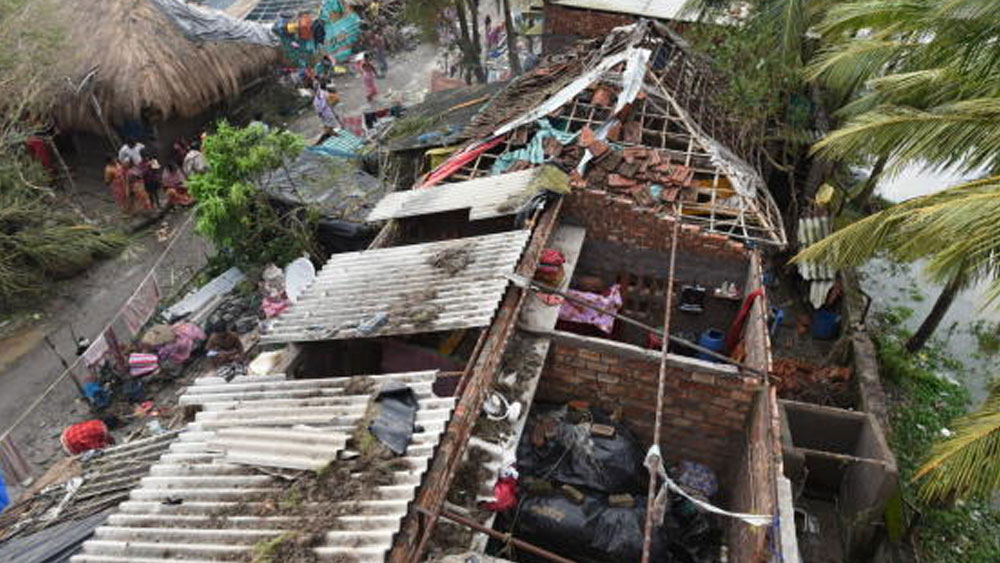আমপানের ঝাপটায় সব থেকে বেশি ক্ষতক্ষতির আশঙ্কা রয়েছে, দিঘা, মন্দারমনি, সুন্দরবনের সমুদ্র সৈকত এবং উপকূলবর্তী এলাকায়। প্রতীকী ছবি।