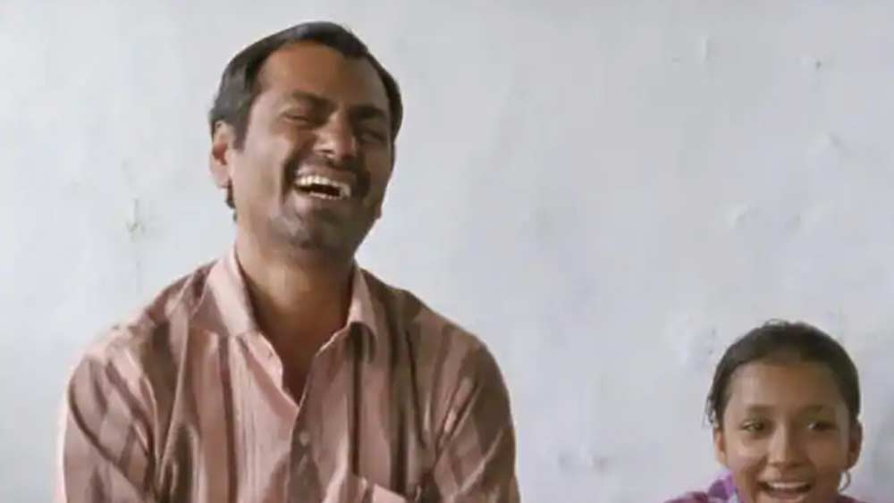 নওয়াজউদ্দিন ও আলিয়ার মধ্যে তীব্র ঝগড়া লেগেই থাকত। দাম্পত্য বিবাদ সহ্য করতে না পেরে নওয়াজকে ছেড়ে আলিয়া চলে গিয়েছিলেন। তবে তাঁদের ডিভোর্স হয়নি। সেই সময়েই মায়ের পছন্দ করা পাত্রী শীবাকে বিয়ে করেছিলেন নওয়াজ।