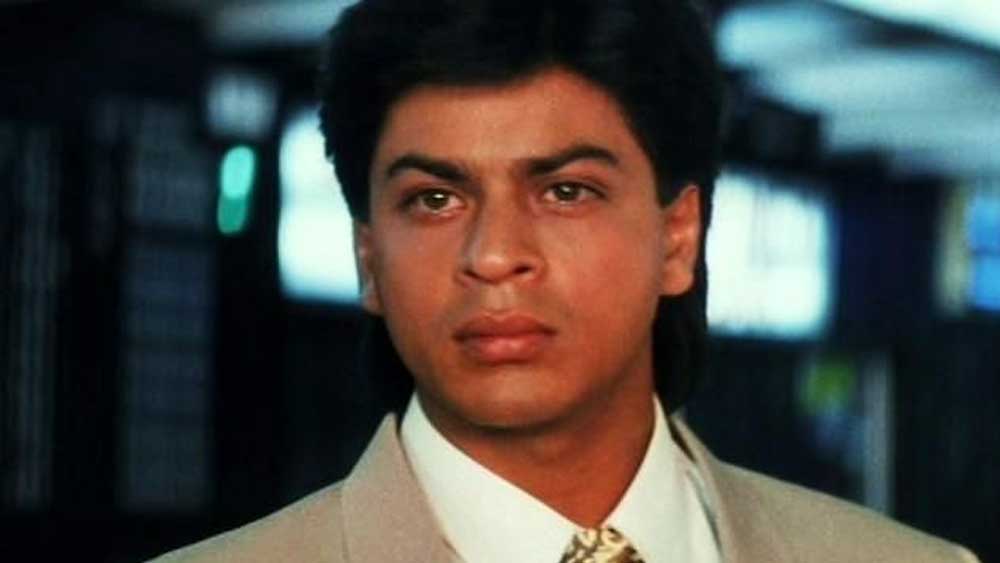 পিছিয়ে যায় শাহরুখের সিনেমার অভিনয় হওয়ার স্বপ্ন। তবে ওই ছবিতে নির্বাচিত না হয়ে এক দিকে শাপে বরই হয়েছিল শাহরুখের। ভাবছেন তো কী করে?