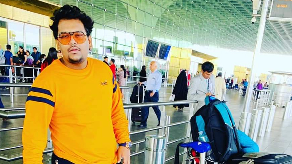 মোহিতের ফিল্মোগ্রাফিতে উল্লেখযোগ্য অন্যান্য ছবি হল ‘উভা’, ‘জবরিয়া জোড়ি’ এবং ‘এক চাড্ডি চার ইয়ার’।