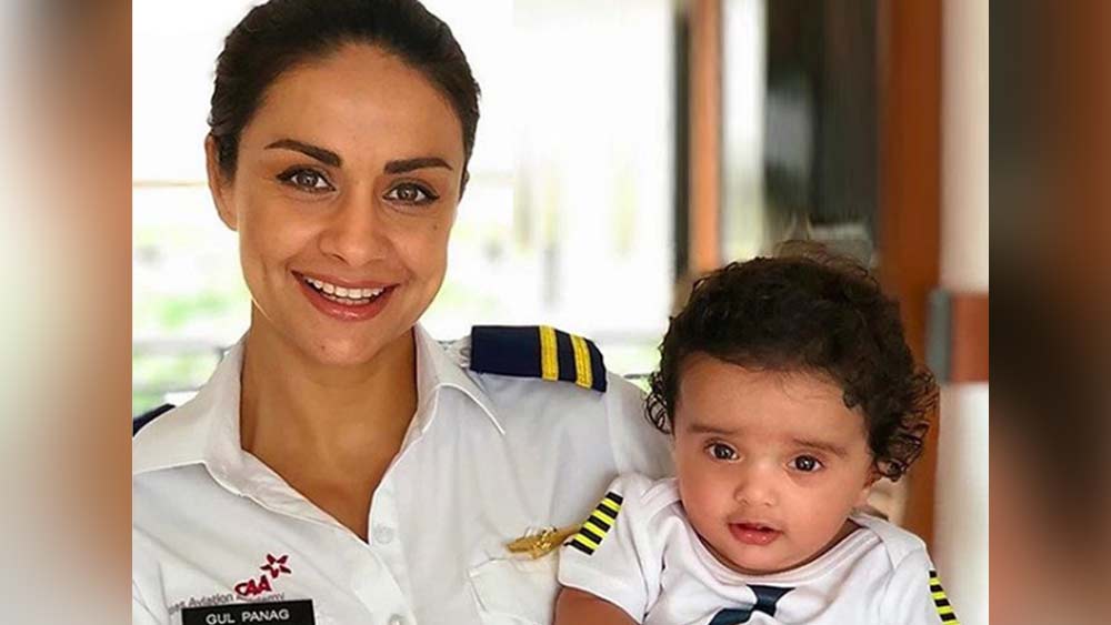 গুল পানাগ। পাতাল লোক সিরিজে পুলিশ অফিসার হাতিরাম চৌধরির স্ত্রীয়ের ভূমিকায় অভিনয় করেছেন তিনি। সেখানে তাঁর চরিত্রের নাম রেণু চৌধরি। ‘সিকন্দর’, ‘ডর’ ছবি অভিনয় করতে দেখা গিয়েছে তাঁকে। ২০১১তে দীর্ঘদিনের প্রেমিক ঋষি আত্তারিকে বিয়ে করেন তিনি। তাঁদের একমাত্র সন্তান নিহালের জন্ম হয় ২০১৮তে।