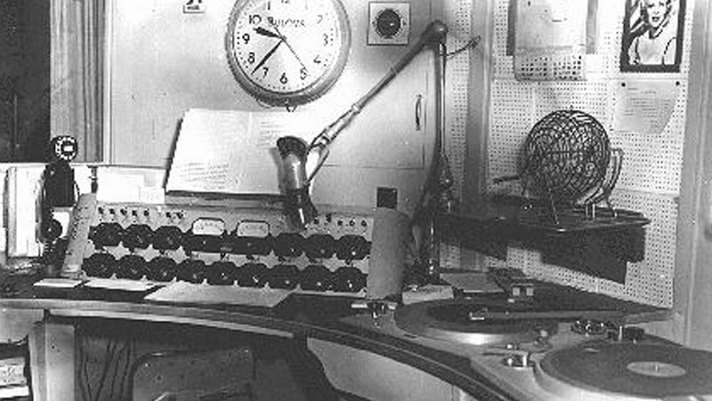 স্বল্প পরিসরেও দর্শকমনে ছাপ ফেলতে পেরেছিলেন প্রতিমা। তাঁর শ্রুতিমধুর কণ্ঠ এবং ব্যক্তিত্বের জাদুতে মুগ্ধ ছিলেন দর্শকরা।