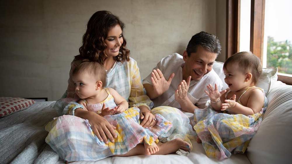 ২০১২ সালে ক্য়ালিফোর্নিয়ায় লিসা বিয়ে করেন ম্যানেজেন্ট কনসালট্যান্ট জ্যাসন ডেহনি-কে। সাত বছর পরে, ২০১৯ সালে সারোগেসির মাধ্যমে দুই সন্তানের মা হন লিসা। বাচ্চাদের নাম রেখেছেন ‘সুফি’ এবং ‘সোলেইল’।