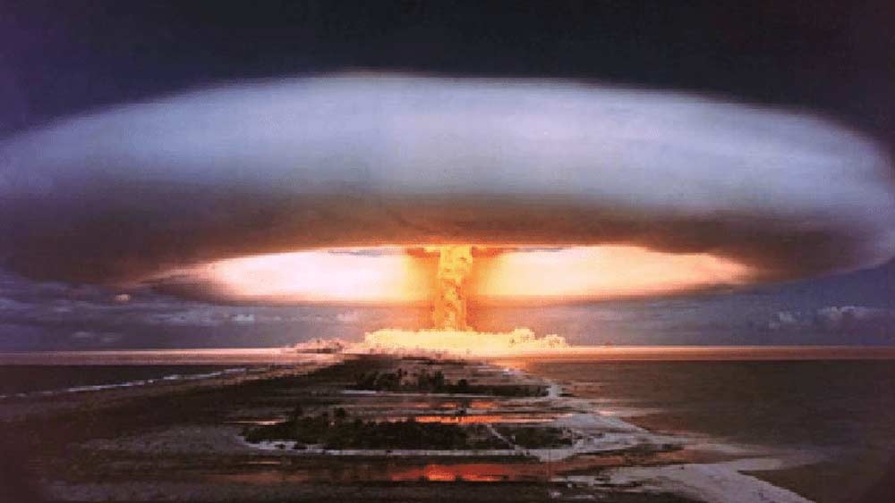 শুধুমাত্র পরমাণু বোমাই নয়, হাইড্রোজেন বোমা তৈরির প্রযুক্তি রয়েছে ভারতের হাতে। জানা গিয়েছে, ১১০টির মতো পরমাণু বোমা রয়েছে ভারতের হাতে।