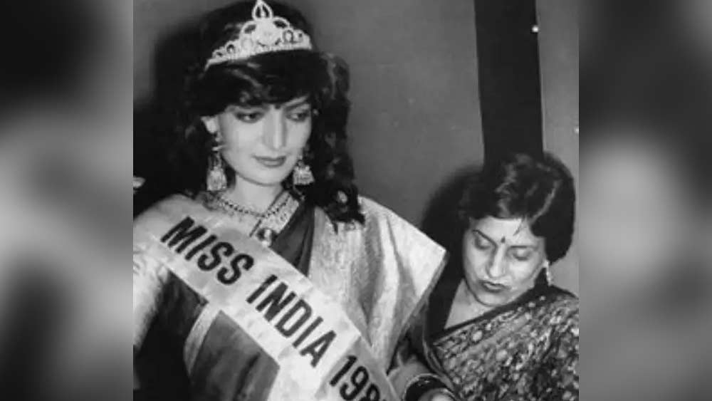 সোনুর জন্ম ১৯৬৪ সালের ১৯ ফেব্রয়ারি, দিল্লিতে। অল্পবিস্তর মডেলিং করতেন কলেজে থাকতেই। ১৯৮৫ সালে মিস ইন্ডিয়া প্রতিযোগিতায় অংশ নেন। সে বছর তিনি-ই বিজয়িনী মিস ইন্ডিয়া-র মঞ্চে। তাঁকে সেরার শিরোপা পরিয়ে দেন তার আগের বছরের বিজয়িনী জুহি চাওলা।