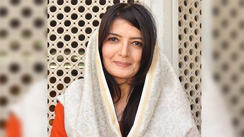 ১৯৮৮ সালে সোনু অভিনয় করেছিলেন ‘খুন ভরি মাঙ্গ’-এ। রেখা, কবীর বেদির পাশাপাশি নবাগতা হিসেবে তিনি-ও নজর কেড়েছিলেন এই ছবিতে।