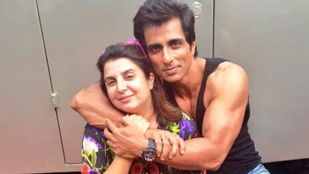 এর তীব্র প্রতিবাদ জানান সোনু। বলেন, এর আগে তিনি ফারহা খানের নির্দেশনায় কাজ করেছেন। ফারহার সঙ্গে তাঁর সম্পর্কও খুব ভাল। পরিচালক নারী না পুরুষ, তাতে তাঁর কিছু এসে যায় না। কিন্তু নির্দেশকের দক্ষতা তাঁর কাছে গুরুত্বপূর্ণ।