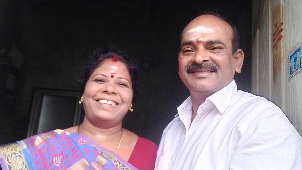 সেই কাজ থেকে চাষবাস কী ভাবে? এই প্রশ্নের জবাবে এক সংবাদমাধ্যমকে তিনি বলেন, ‘‘আমার পরিবার কোনও দিনই চাষের সঙ্গে জড়িত নয়। আমার বাবা সেনাবাহিনীর অফিসার ছিলেন। তবে চাষের প্রতি আমার আগ্রহ ছোট থেকেই।’’