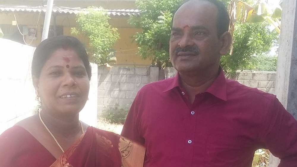 তবে এই কাজে বিশেষ কারও সাহায্য নেননি বিদ্যাধরন। তিনি ও তাঁর স্ত্রী জয়ারানি এই মাইক্রোগ্রিন তৈরির কাজ শুরু করেন একটি ছোট্ট ঘরে।