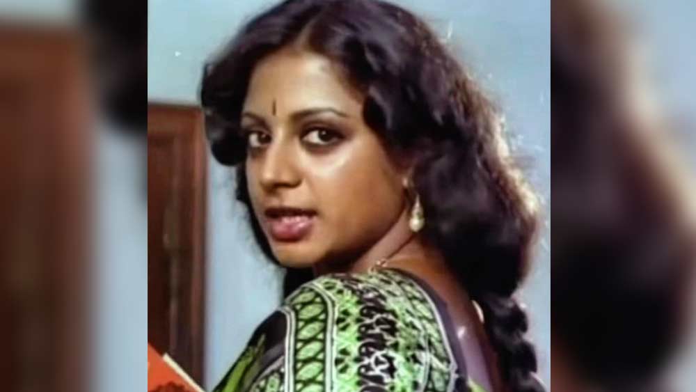 কিন্তু এটা মেনে নেননি জর্জ। তিনি চেয়েছিলেন স্ত্রী অভিনয় চালিয়ে যাক। এই নিয়েই দু’জনের মতের অমিল ফাটল ধরায় সংসারে। সেই ব্যবধান আর দূর হয়নি।