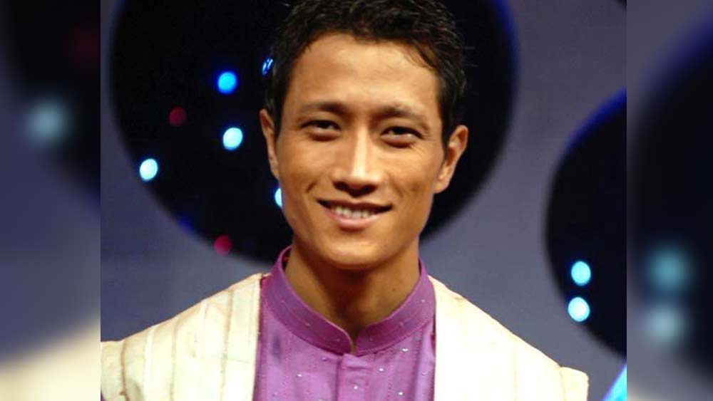 ‘পাহাড়ের গৌরব’ প্রশান্ত যাতে প্রতিযোগিতায় কোনও ভাবে পিছিয়ে না পড়ে, তার জন্য রাজনৈতিক স্তরেও উদ্যোগ নেওয়া হয়েছিল। কঠোর পরিশ্রমী প্রশান্তের সঙ্গীতের কোনও প্রথাগত তালিম ছিল না। তার পরেও ইন্ডিয়ান আইডলে মনোনীত হওয়ায় তাঁর পাশে দাঁড়িয়েছিলেন আপামর দর্শক। কলকাতা পুলিশের তরফে প্রতিযোগিতায় আগাগোড়া বিপুল সমর্থন পেয়েছিলেন প্রশান্ত।