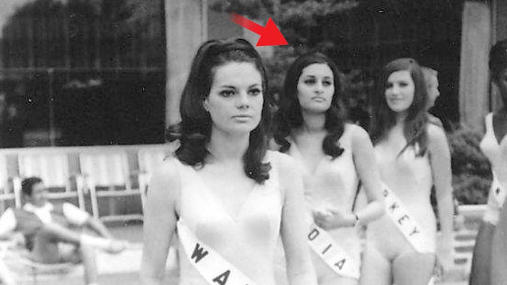 ১৯৬৯ সালে, মাত্র ১৮ বছর বয়সে মিস ইন্ডিয়া খেতাব জেতেন কবিতা। প্রতিদ্বন্দ্বিতা করেন মিস ইউনিভার্সের মঞ্চেও। কিন্তু তার পরেও তিনি পা রাখেননি বলিউডে।