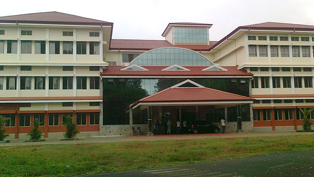 সম্পর্ক এমন পর্যায়ে পৌঁছেছিল যে, দু’জনে বিয়ে করার বিষয়টি পাকপাকি করে ফেলেছিলেন। সব কিছুই ঠিকঠাক চলছিল। দু’জনেই একে অপরকে নিয়ে খুব খুশি ছিলেন। কিন্তু পরিণতি যে এমন ভয়ঙ্কর হবে তা হয়তো ইন্দু ঘুণাক্ষরেও আঁচ করতে পারেননি।