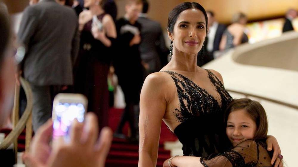 তিনি-ই অন্যতম ভারতীয় মডেল, যিনি প্যারিস, মিলান এবং নিউইয়র্কে মডেলিং করেছেন। মাদ্রিদে থাকার সময় মডেলিং করেই কলেজের খরচ মিটিয়েছিলেন। ‘জিয়োর্জিয়ো আর্মানি’, ‘জিয়ান্নি ভারসাচে’, ‘অ্যালবার্তা ফেরেত্তি’, ‘রবার্তো কাভাল্লি’-সহ বিশ্বের তাবড় ফ্যাশন ব্র্যান্ডের জন্য মডেলিং করেছেন তিনি।