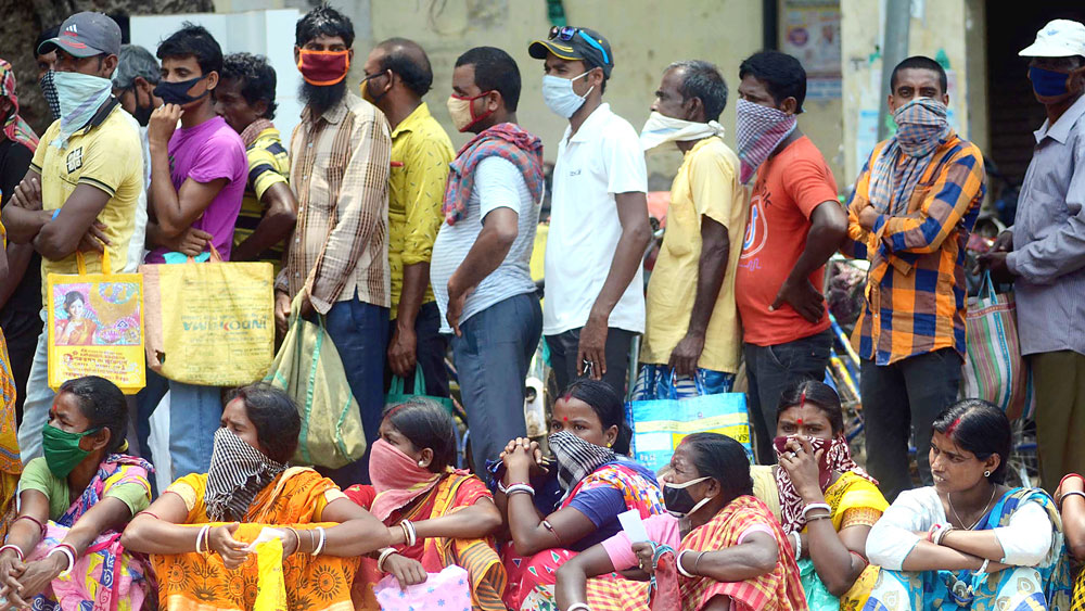 West Bengal Lockdown: Around 200 people from Dubrajpur hoping to get food coupons