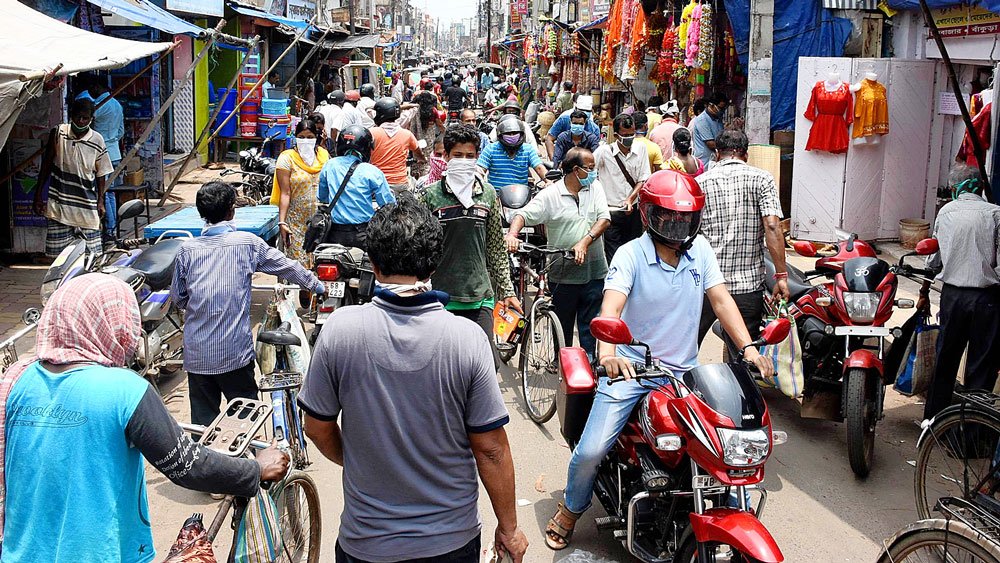 West Bengal Lockdown: People come out in huge number after getting few exemptions on lockdown