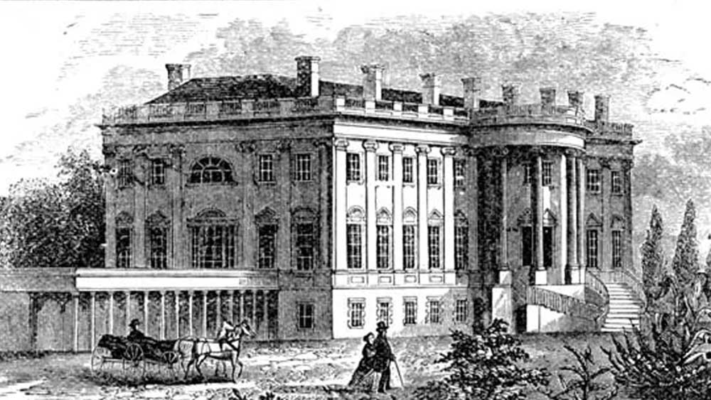 তার অনেক আগে থেকেই এই বাড়ি তার নাম ও পরিচয় পেয়ে গিয়েছিল। তবে কেউ তাকে প্রেসিডেন্টস হাউস বলত না।